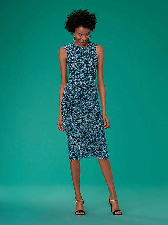 Your Favorite Diane von Furstenberg Wrap Dresses Are Up to 50 Percent Off -  DVF Fale